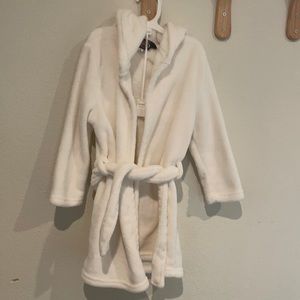 FEATHER kids robe color white
